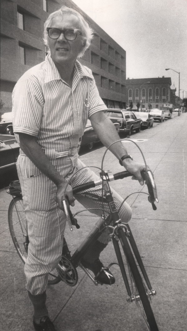 Eugene Sloane High Visibility Outfit with Teledyne Titan Bike